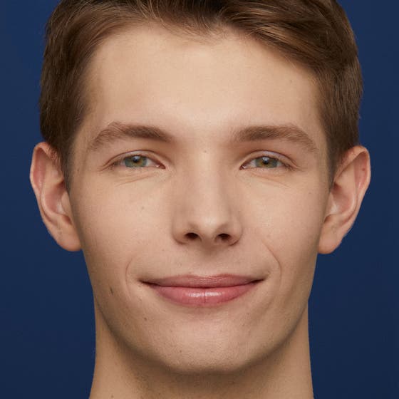 Double Wear Stay-In-Place Makeup SPF10