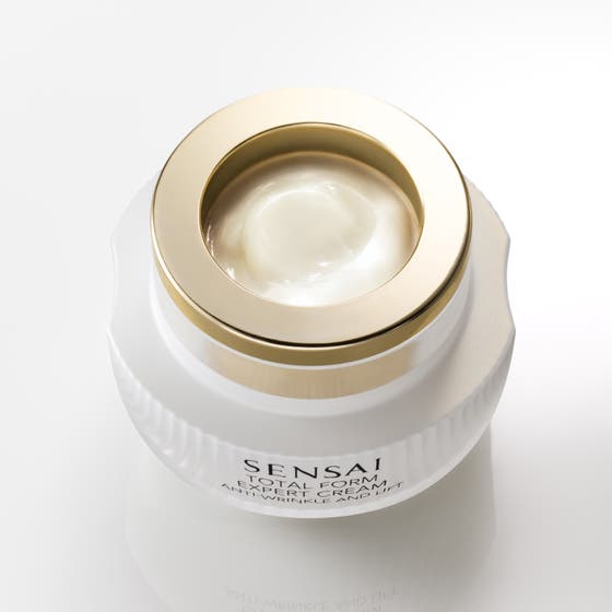 Total Form Expert Cream